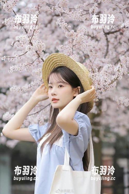 17吃瓜中心 17吃瓜中心手游版,为安卓装机的你准备了一颗大瓜!