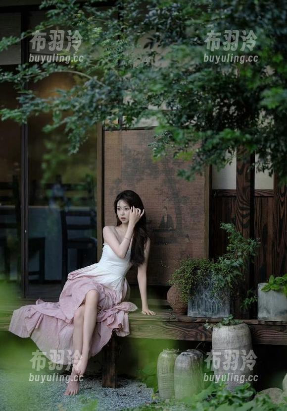 455.fun 赖着不走!最新热议话题尽在455.fun,吃瓜就要快~