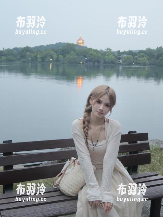 51 这www..51app就像一盒巧克力,让你欲罢不能,谁能抵挡?