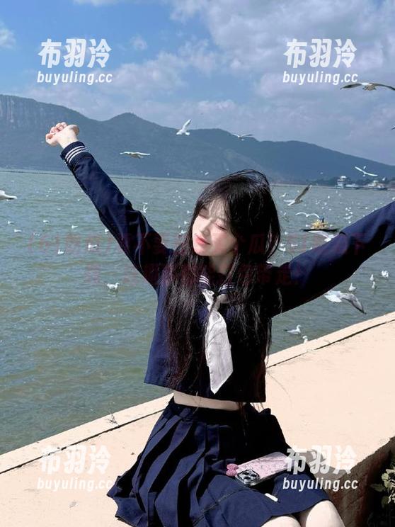 要不要在线买个瓜？51吃瓜下载，连趣事都能打包带走！
