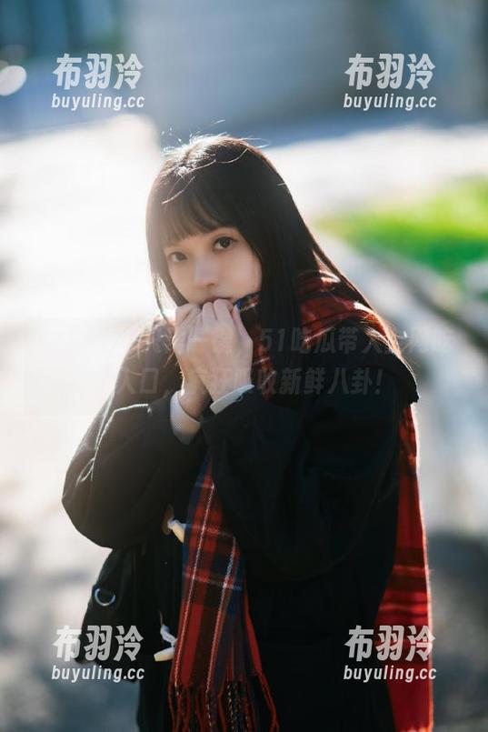 51吃瓜 只需一键,51吃瓜带入全网吃瓜入口,疯狂吸收新鲜八卦!