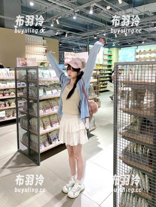 tttzzz.su 别说我没告诉你!tttzzz.su网站上黑料视频真的是心跳加速~