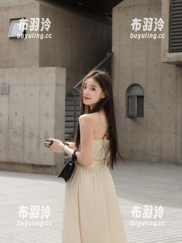 五一吃瓜 突破传统,一探五一吃瓜网站最新入口的荒诞之旅!