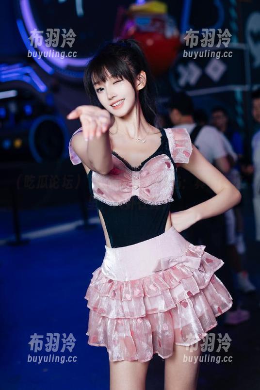 “吃瓜论坛”网站：真相在这里，八卦在此！