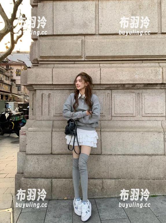下载黑料不打烊tttzzz，走进“入口”，我保证没你不知道的黑料！