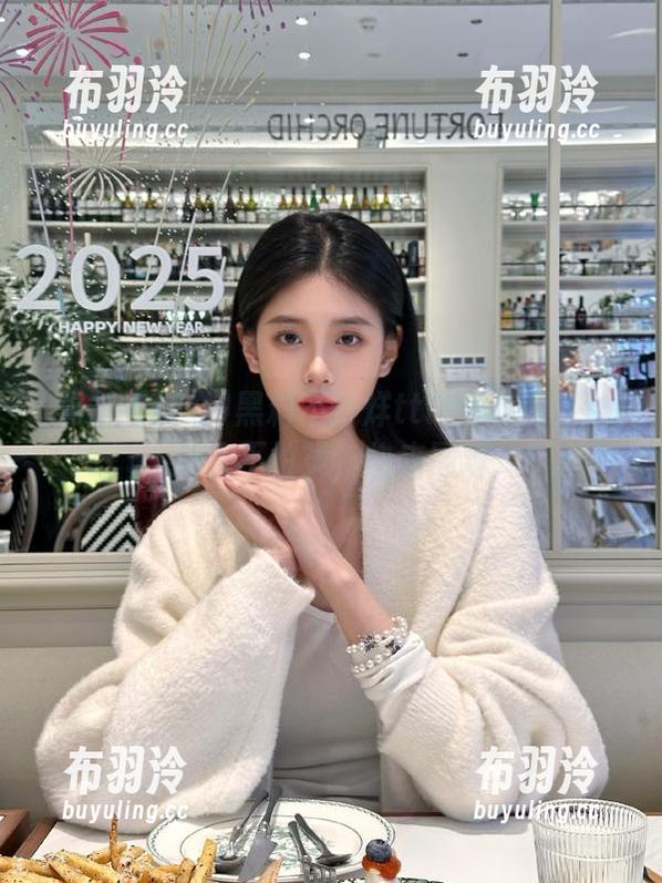 黑料不打烊 黑料不打烊tttzzz新入口:瓜皮不怕烫,快来围观