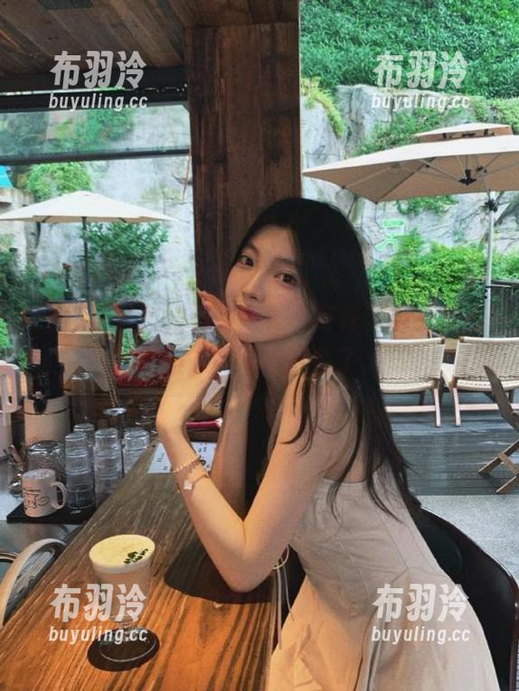 黑料网 在线黑料网,不打烊,瓜乡的夜更黑,真看不下去了。