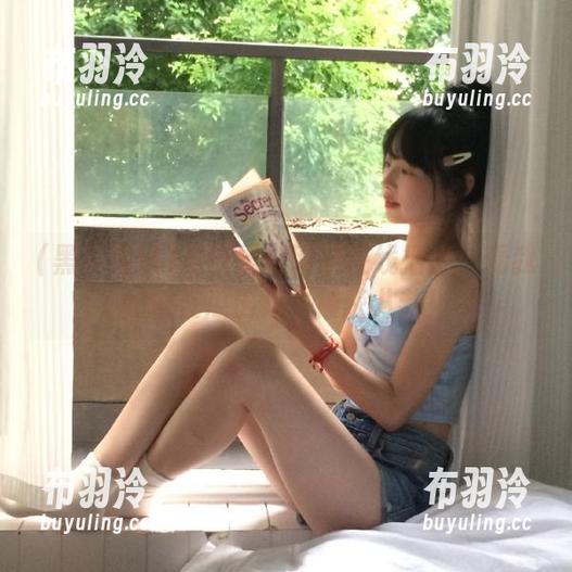 黑料网站 夜色黑料网站在线播出:看我如何在瓜田之中捕获八卦!