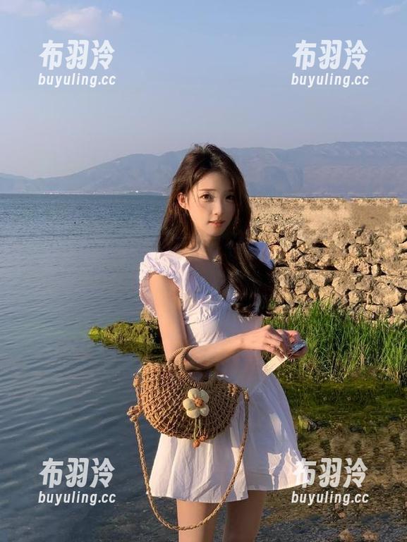 打开“黑瓜吃料”，这里不仅有瓜，还有你意想不到的奇葩分享！